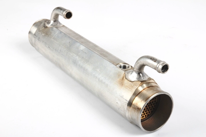 [CP-00579] Refroidisseur d'huile compatible pour JCB